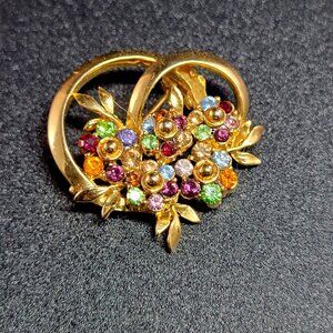 Sparkling Vintage Multi Color Rhinestone Flower Bouquet Brooch Pin Gold Tone
